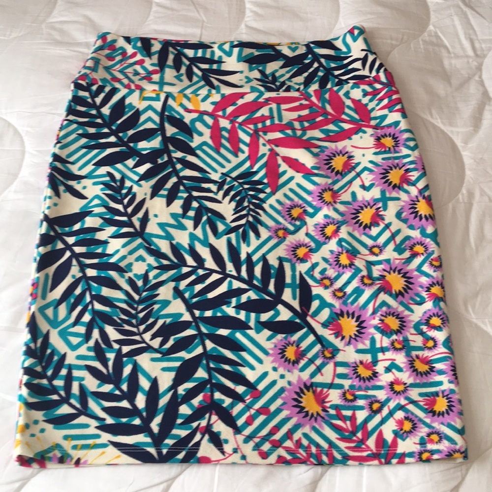LulaRoe Cassie Skirt
